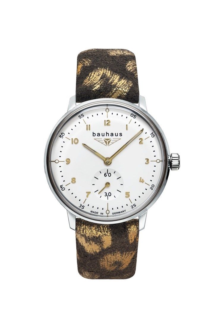 Bauhaus Desau 20371 watch  35mm