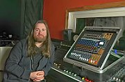 Tascam MODEL 16 audio mixer 16 channels 20 - 30000 Hz Black  Gold  Wood