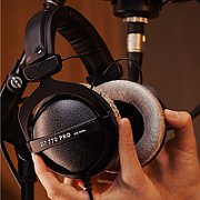 Beyerdynamic DT 770 Pro 80 ? - closed studio headphones