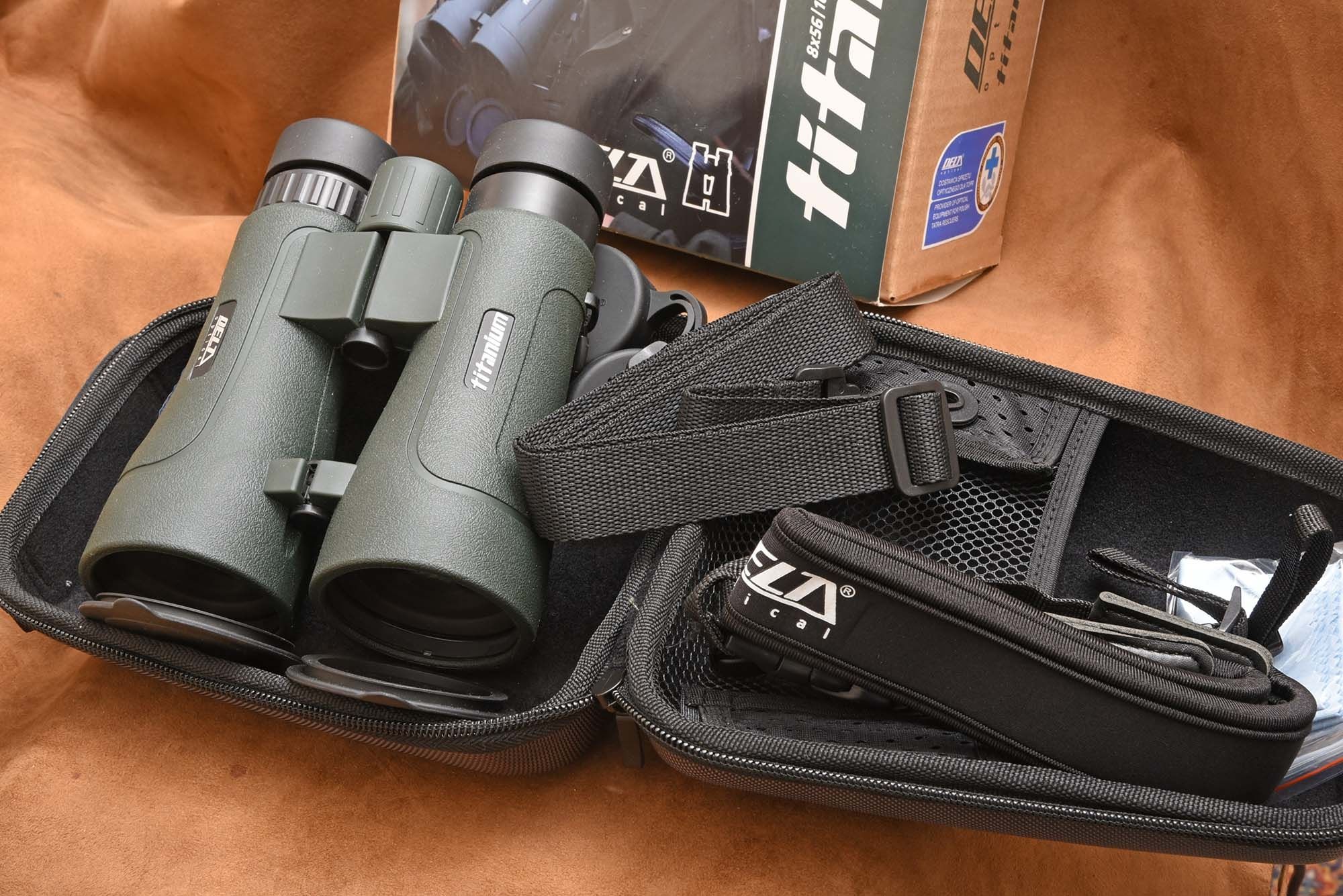 Binoculars Delta Opt. Titanium 8x56 ED